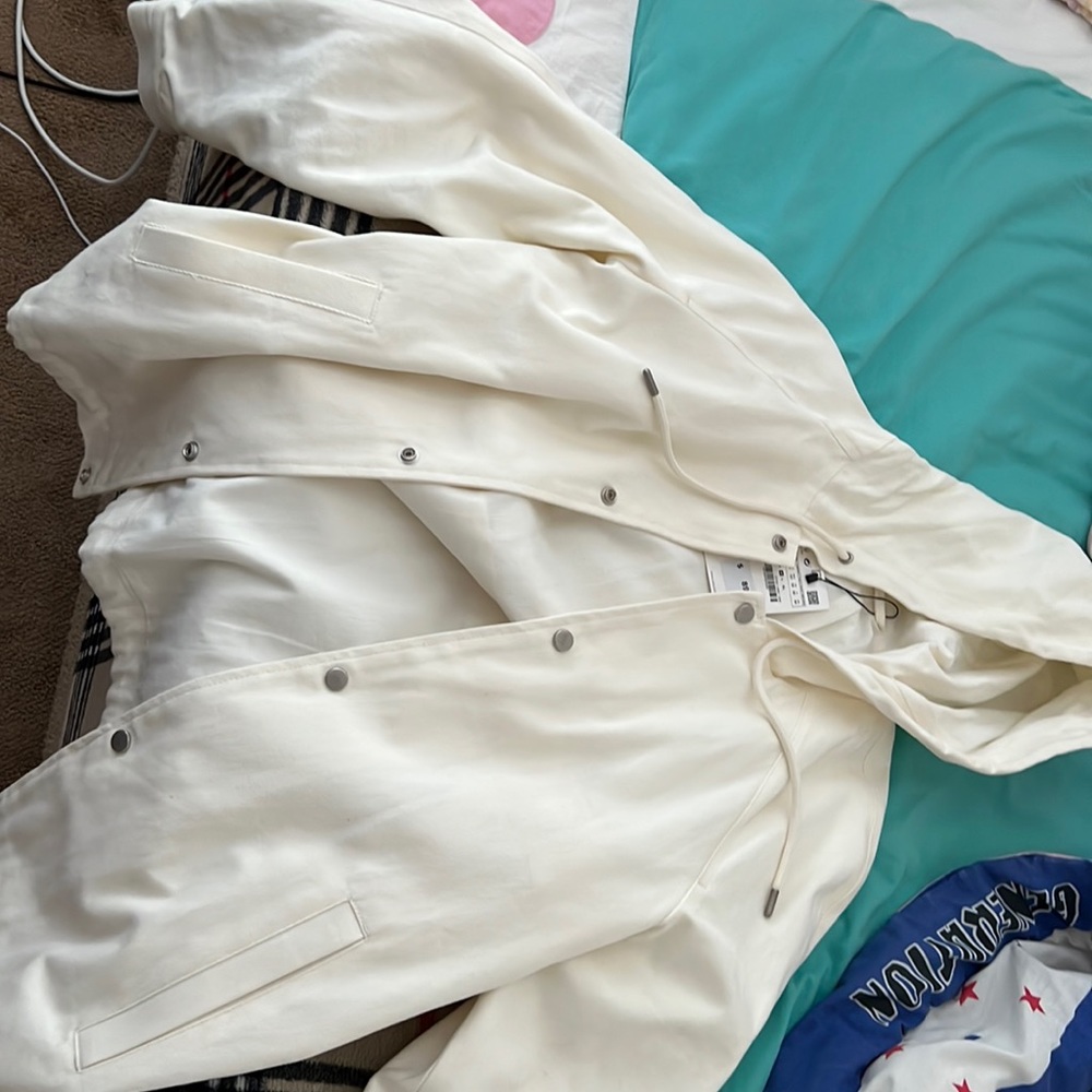 Brand new Zara cream white light jacket with thick weight cotton material